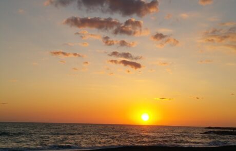 Coucher du soleil en plage Italie