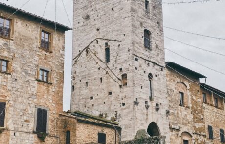 San Gimignano, Toscane, en hiver : vacances tranquilles et pittoresques