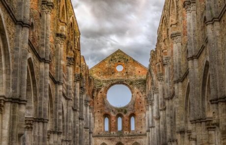 San Galgano Abbaye en Italie Toscane