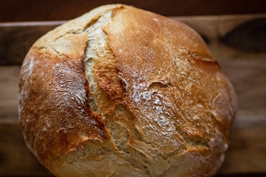 Cuisine de la Toscane : Pain cuit au four à bois