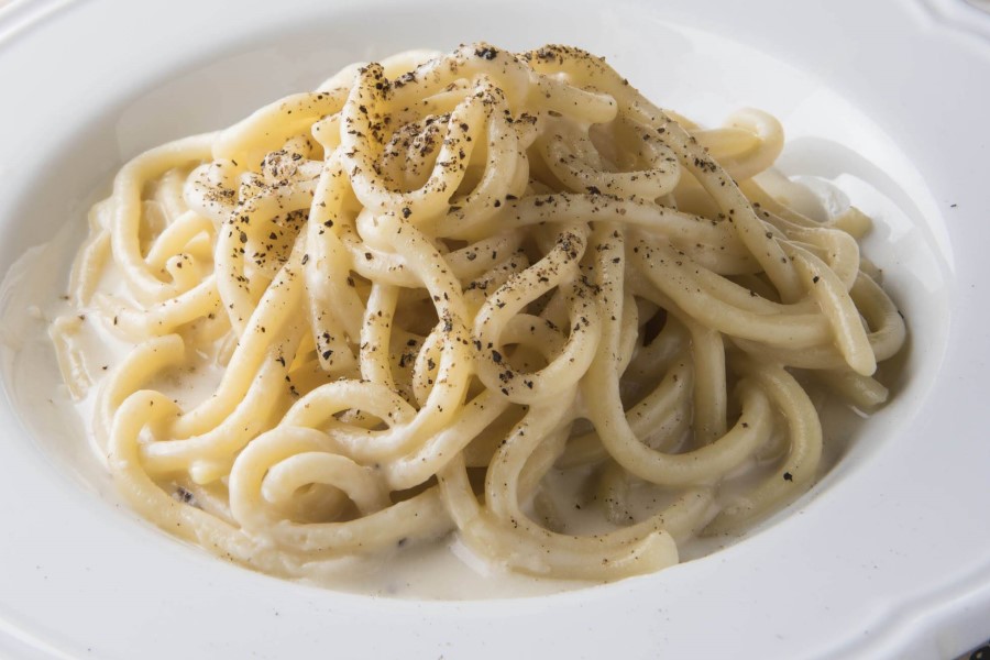 Pici cacio e pepe Restaurant Volterra