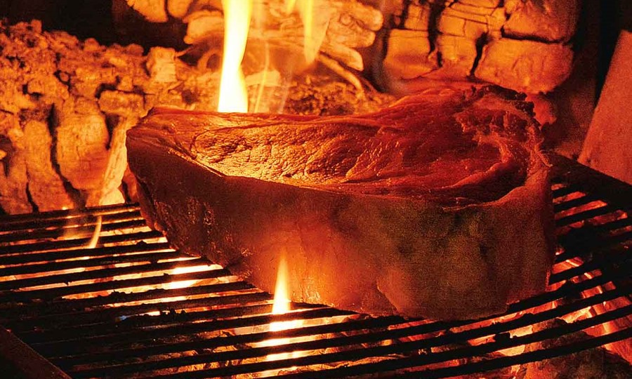 Cuisine toscane : Bistecca alla Fiorentina, Italie