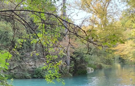 Wanderung am Fluss Colle Val d'Elsa Toskana