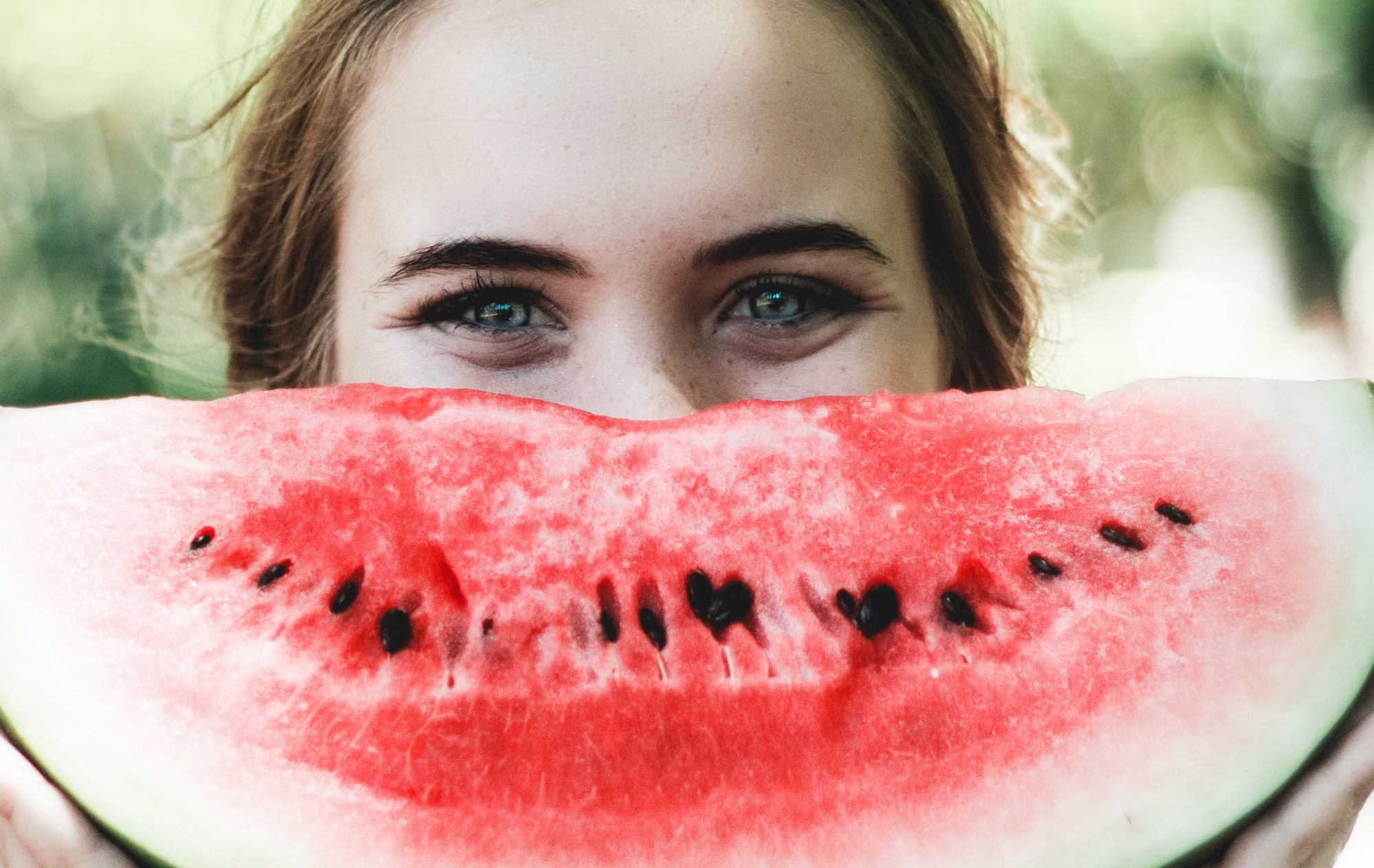 Essen Ferienhaus Toskana Person vor Wassermelone