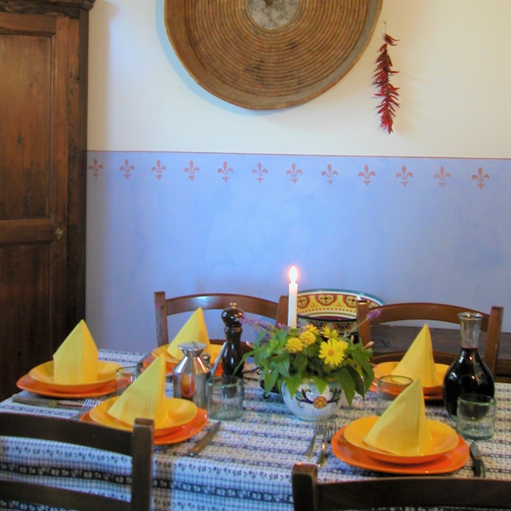 salle à manger des appartements vacances à Sienne